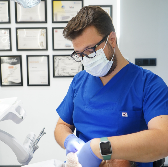 Dr. Aleksandar Shterjov